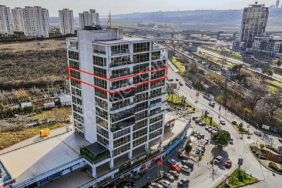 Bahçeşehir Girişinde Süper Lüks Mobilyalı Ofis Katı!