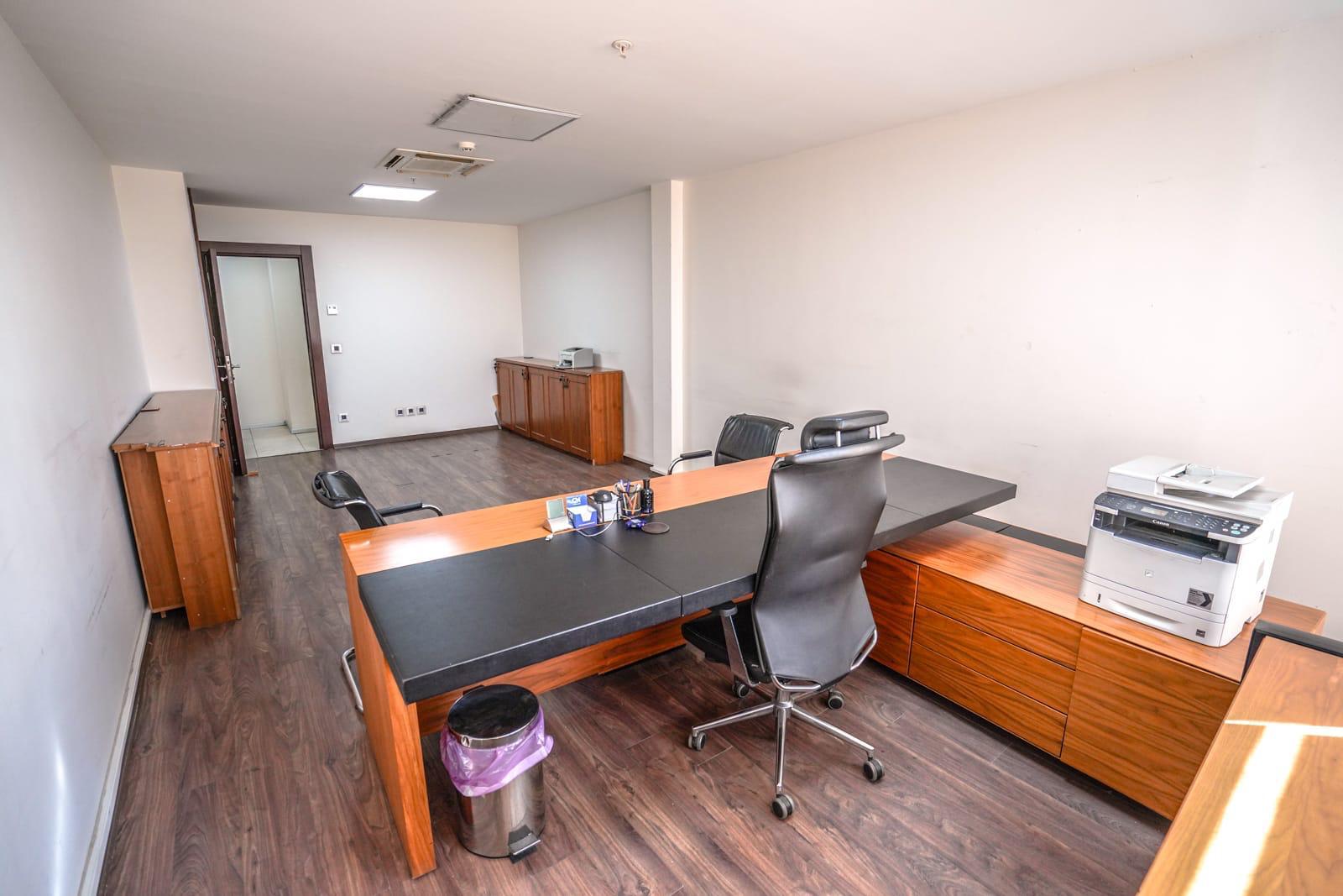 ff051df3-b9ec-4f53-a4d4-93c24ac3f1a0